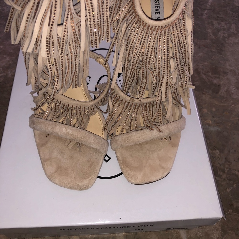 🎊🔥Steve Madden Beige/Tan Heels🔥🔥 - Picture 3 of 7